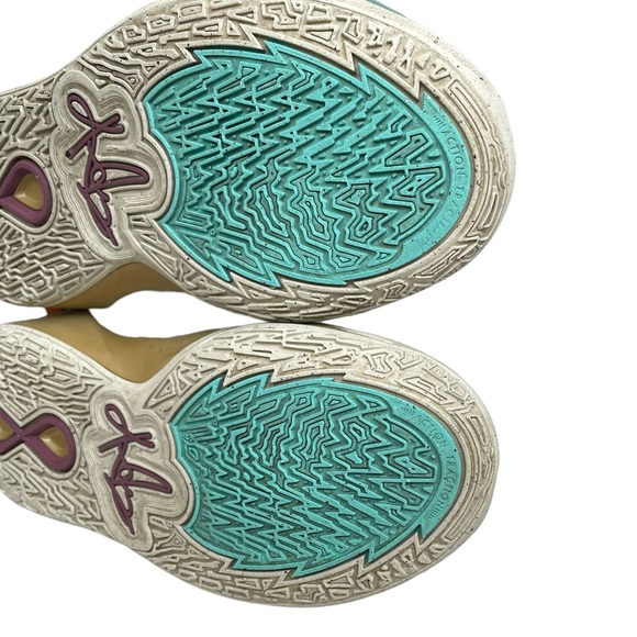 Nike Big Boys Size 3.5Y US Shoes Kyrie Infinity Keep Sue Fresh White &Green - Picture 10 of 14